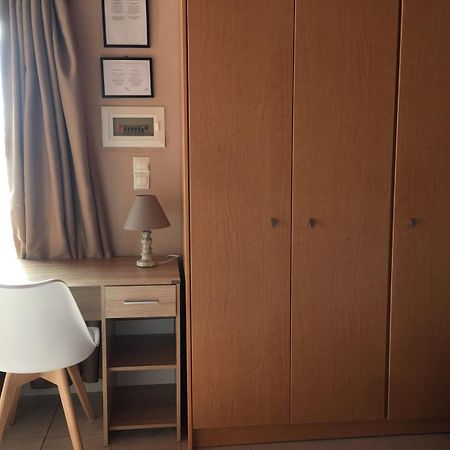 Penthouse Studio Next To The Sea Salamís Exterior foto