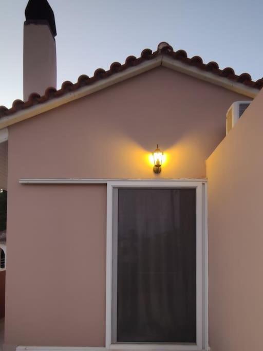 Penthouse Studio Next To The Sea Salamís Exterior foto