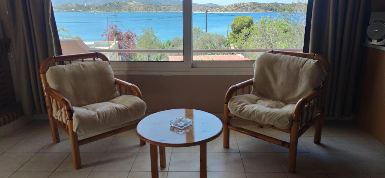 Penthouse Studio Next To The Sea Salamís Exterior foto