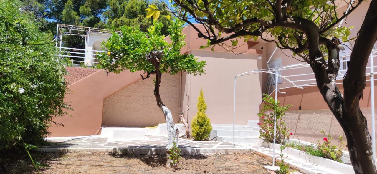 Penthouse Studio Next To The Sea Salamís Exterior foto
